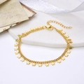 Elegante bracciale in ottone dorato con ciondoli a stella e chiusura a moschettone regolabile - Stile Stella (22107G-B-2)