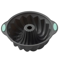 Stampo bundt in silicone grigio con manici turchesi e trama a spirale interna - Stampo a Spirale