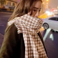 Brown and white houndstooth scarf with fringe tassels in a soft cashmere-like material - New Houndstooth / Khaki