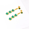 Elegantes pendientes largos dorados con mariposas de rayas verdes y circonitas - Pendientes