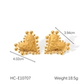 Detail of 18K gold heart earrings with hammered lava texture and size dimensions - Lava Texture Heart Style (HC-E10707)