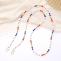 Bandoulière colorée en perles avec mousquetons dorés pour téléphones portables - Perles de Cube Colorées Blanc (K2898)