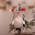 Gnomo di Natale in peluche grigio con barba bianca e ricamo a stella rossa - Ciondolo gnomo senza volto grigio