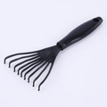 Schwarzer Haarbürstenreiniger aus Kunststoff mit ergonomischem Griff und Krallen - 8-Krallen Reinigungs-Massagegerät / Zufällige Farbe