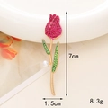 Eleganter Tulpen-Brosche-Anstecker mit Kristallen und Perlen auf Keramiktablett - D048 Langer Stab Magenta Rose