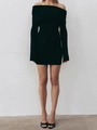Elegantes schulterfreies schwarzes langärmliges Strick-Minikleid in schmaler Passform - S / Schwarz