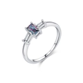 Ring aus S925 Sterlingsilber mit rechteckigem Regenbogenkristall und Seitensteinen - US Größe 6 / Silber