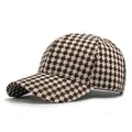 Classic brown houndstooth baseball cap in thick tweed fabric with a curved brim - Adjustable / Beige Coffee