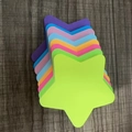 Notas adhesivas en forma de estrella en colores fluorescentes sobre fondo de madera oscura - Forma de Estrella (8 Colores 240 Hojas)