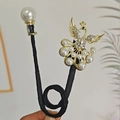 Bigoudi élégant en tissu noir avec phénix doré serti de zircons et de perles - Chignon Cygne