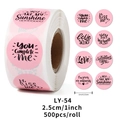 Detailansicht der rosa Valentinstag-Stickerrolle mit Herzen und Liebestexten - Ly-54; 25 Cm/1 Zoll * 500 Aufnäher