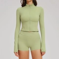 Saliegroene sportset met top met rits en korte broek met hoge taille voor fitness - S / Bonengroen