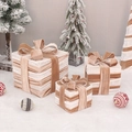 Set di 3 scatole regalo di Natale in velluto beige per decorazioni sotto l'albero - Righe Beige (Senza Luce) / Set da 3 pezzi