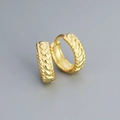 Elegant gold huggie earrings featuring a detailed wheat texture and hinged clasp design - 925 Silver / Gold
