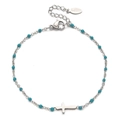 Dettaglio del bracciale in acciaio inossidabile argento con perle turchesi e croce - Blu Chiaro
