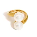 Anello in acciaio inossidabile dorato con due perle bianche parallele dal design sobrio - Oro