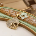 Collar con colgante de corazón dorado con huellas de bebé y brillantes piedras de circón - Estilo de Huellas de Bebé de Corazón / Dorado