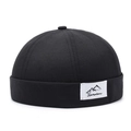 Black breathable docker cap with mountain patch for a minimalist street fashion look - Adjustable / Black