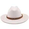 Dettaglio cappello in feltro crema con fascia in pelle e borchie in pietra turchese - M (56-58cm) / Bianco