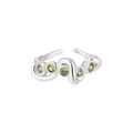 Unregelmäßiger Wellenring aus S925 Sterlingsilber mit hellgrünen Zirkon-Steinen - Größe 14/Verstellbar / Weißgold mit grünem Stein