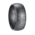 Detalle de anillo de acero plateado vintage con textura desgastada y estilo retro - US 6 / Plata Antigua Envejecida
