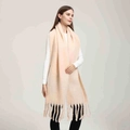 Sciarpa da donna rosa pallido effetto cashmere con lunghe frange per l'inverno - Beige