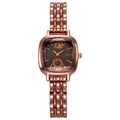 Dettaglio dell'orologio quadrato in oro rosa da donna con quadrante marrone - Nero