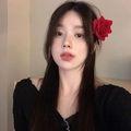 Fermaglio per capelli con rosa rossa vintage francese, elegante accessorio floreale - Rosa Rossa