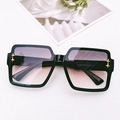 Chic square sunglasses with black frame, purple gradient lenses and star rivet - Black Frame Double Grey