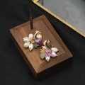Orecchini in perle naturali fatti a mano con pietre colorate e dettagli vintage dorati - Multicolore Giallo Verde Viola