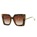 Retro oversized square sunglasses in tortoise leopard pattern with gold pearl temples - Leopard Tea