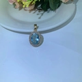 Pendentif ovale avec pierre bleu clair et double halo de zircones plaqué or - Pendentif Seul (Sans Chaîne) / Ovale Bleu Clair