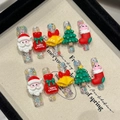 Unghie natalizie fatte a mano di lusso con campanelli 3D e decorazioni glitterate - Extra Piccolo (XS) / 2384-Tema Natalizio