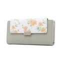 Vue détaillée du portefeuille en cuir gris-vert clair avec imprimé floral jaune sur le rabat - Nouveau Vert