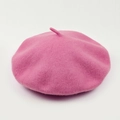 Classic pink wool beret hat for women with a warm and soft felt texture - M (56-58cm) / Hot Pink