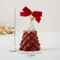 Christmas tree scented candle in white and red gradient with bow and bell, 11cm height - Dot Christmas Tree / Dark Red