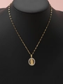 Collier doré avec pendentif ovale de la Vierge Marie serti de zircons blancs brillants - Or Zirconia Blanc (TP-04044-01)