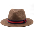 Detail eines braunen Strohhuts mit klassischem rot-blau gestreiftem Ripsband für Damen - M (56-58cm) / Kaffeebraun