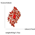 Squisita spilla in lega dorata con grande cristallo rosso e strass luccicanti - Rosso