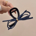 Eleganter Haarkrebs aus schwarzem Harz mit dunkelblauer Denim-Schleife und Goldschnalle - Dunkelblaue Schleife