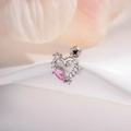 Piercing de oreja corazón plateado con circonita rosa y detalle de estrella - Marco Plateado Con Circonita Rosa (Pieza Única)
