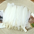 Natural white goose feathers for DIY wedding crafts and dreamcatchers on woven mat - Stiff White (50Pcs)