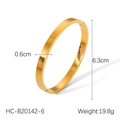 Details zum goldenen minimalistischen Armreif mit 0,6 cm Breite und 19,8 g Gewicht auf Weiß - 6mm Breite (HC-B20142-6mm)