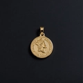 18K gold-plated Elizabeth II coin pendant in vintage 100 dollars stainless steel - M01 (Queen Portrait 100 DOLLARS)