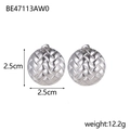 Detail view of silver square earrings with woven texture, 2.5cm size and 12.2g weight - Round Weave Style (BE47113AW0) / Silver