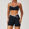 Damen Yoga-Set in Dunkelblau mit High-Waist-Crossover-Shorts und weißen Paspel-Details - M / Premium Schwarz (BH+Shorts)