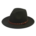 Détail d'un chapeau en laine vert foncé avec bandeau en cuir marron et clous dorés - Vert Armée