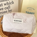 Borsa per trucco trapuntata color tè al latte con motivi di cuccioli e etichetta jolly house - Stampa Cucciolo (Borsa Ottagonale)
