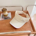 Dettaglio della visiera beige con ricamo a montagna e bordo bianco sulla tesa - M (56-58cm) / Cachi