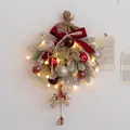 Corona navideña de 45cm con lazo rojo, luces LED cálidas y cartel Merry Christmas - Juego de Tema Rojo de 45cm